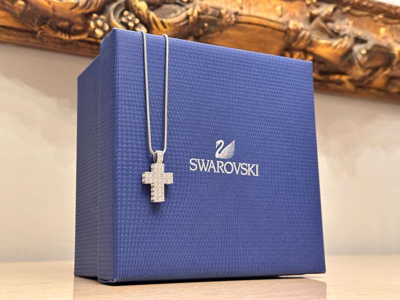 SWAROVSKI Statement Necklace