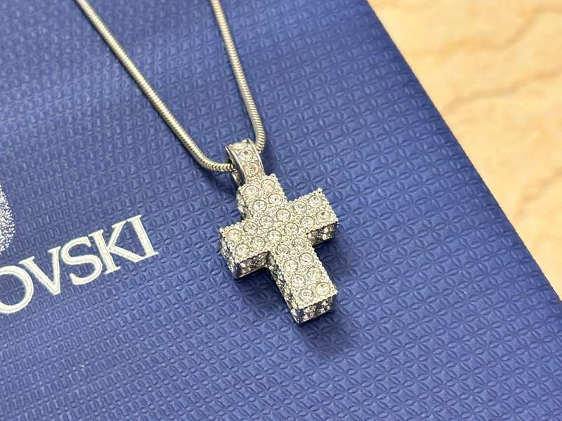 SWAROVSKI Statement Necklace