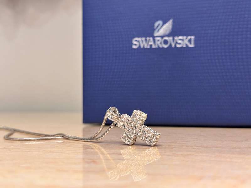 SWAROVSKI Statement Necklace