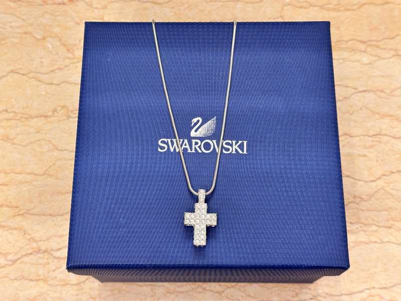 SWAROVSKI Statement Necklace