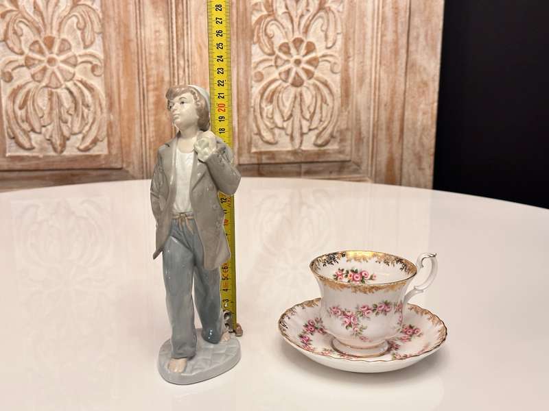 LLADRO Nao Exquisite Collectable