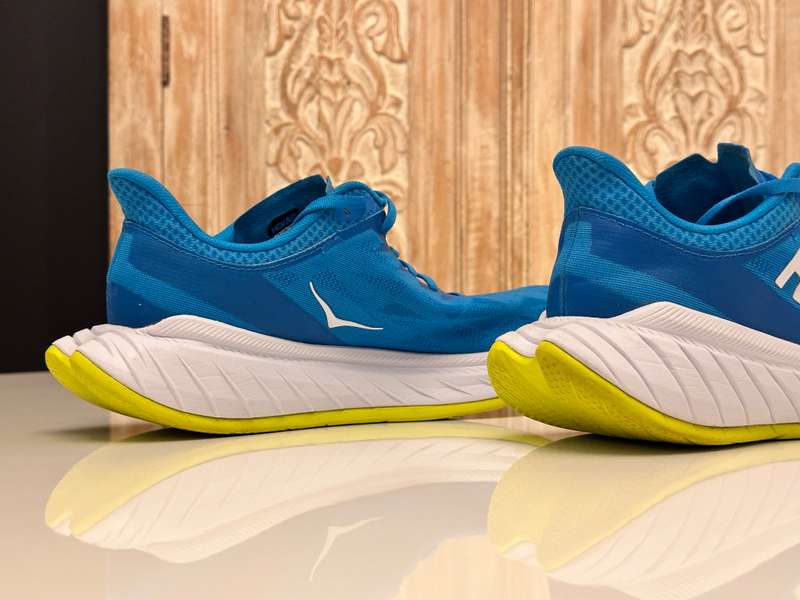 HOKA One One Carbon X2 Running / Training Shoes