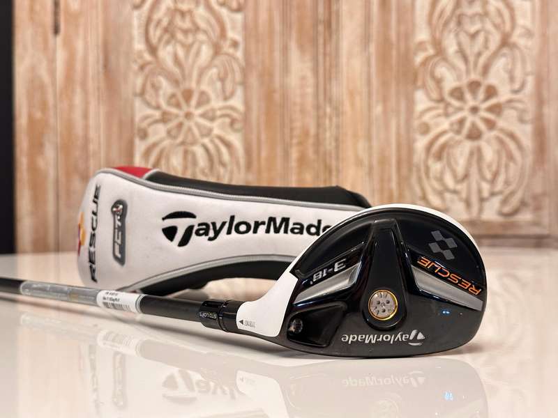 TaylorMade 3 -18 Hybrid with Headcover
