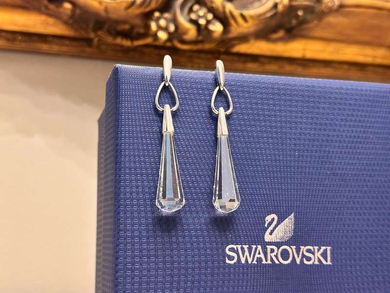 SWAROVSKI Statement Earrings
