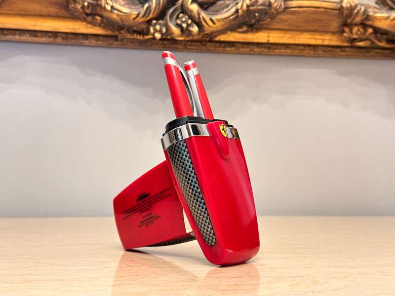 Official FERRARI Exclusive Pen Set in Original Case