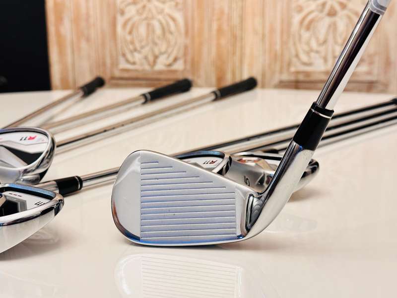 TaylorMade R11 Complete Set of Irons