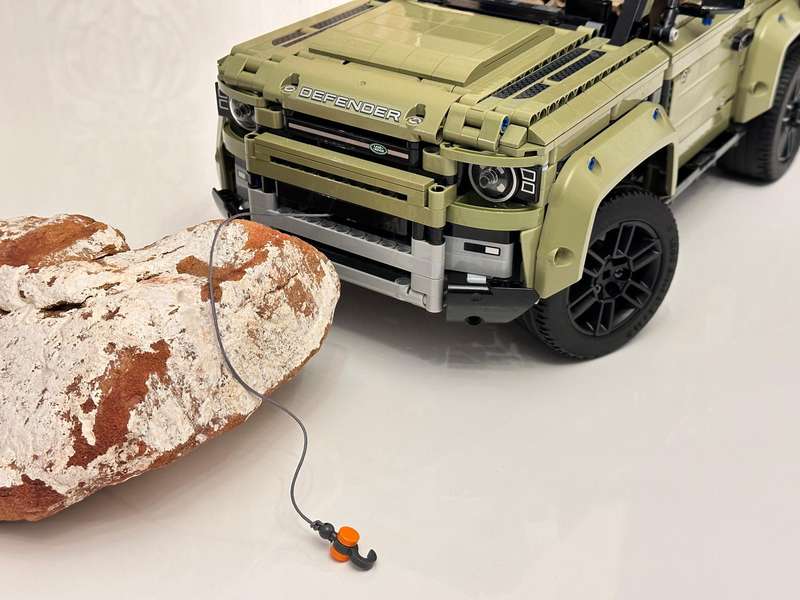 Lego Land Rover Defender Technic 2573pcs - Retired With Original Box