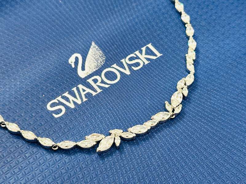 Swarovski Showstopper Necklace in Original Box