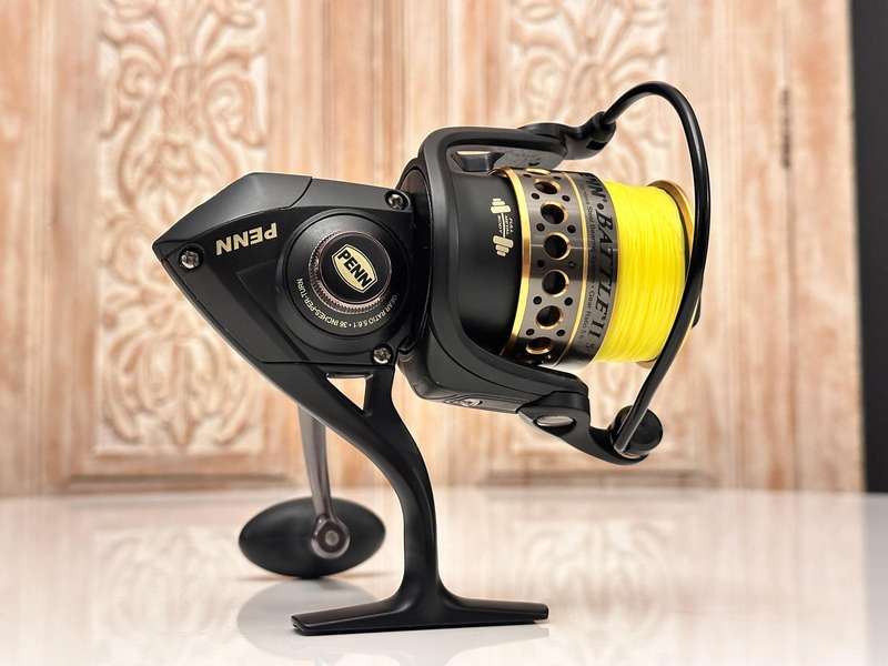 PENN Battle II 5000 Spinning Reel With Original Box