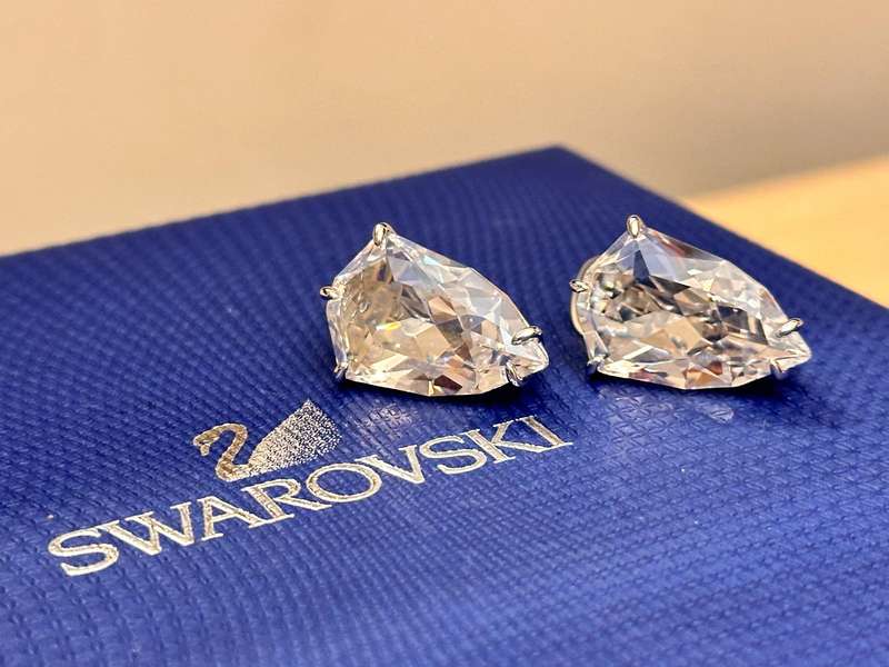 SWAROVSKI Showstopper Earrings with Original Box