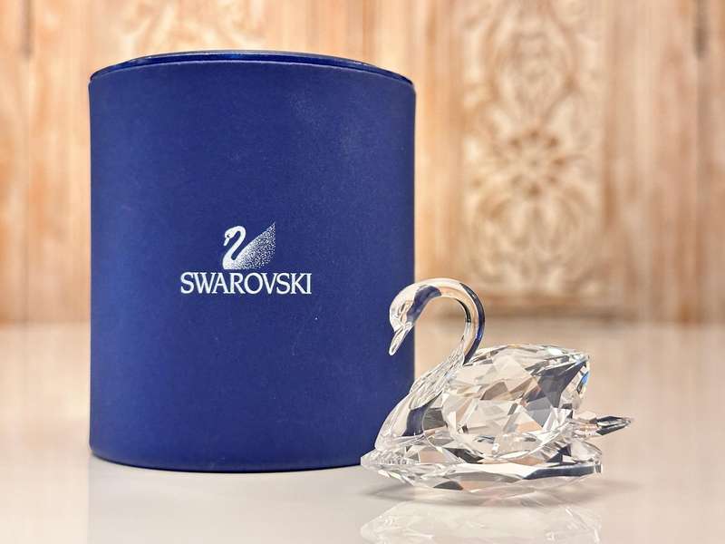 SWAROVSKI Exquisite Large Iconic Collectable in Original box