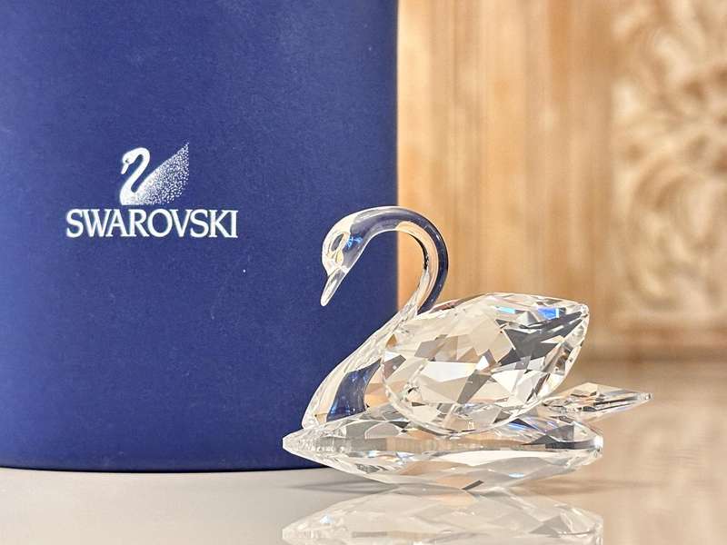 SWAROVSKI Exquisite Large Iconic Collectable in Original box