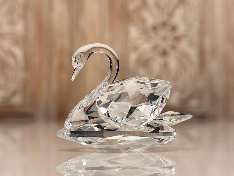 SWAROVSKI Exquisite Large Iconic Collectable in Original box