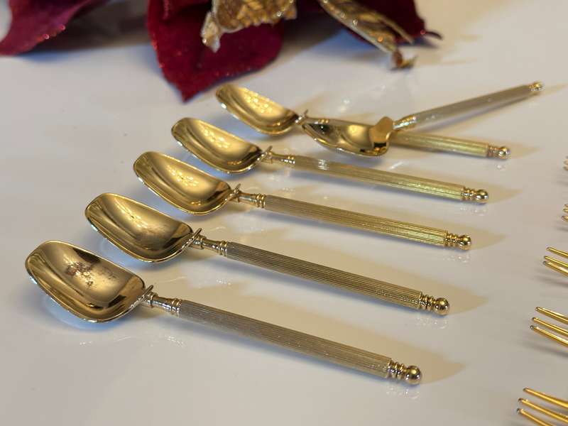 EETRITE Royal Albert Heirloom Cake Lifter / Sugar Spoon with Tea Spoon & Cake Fork Set