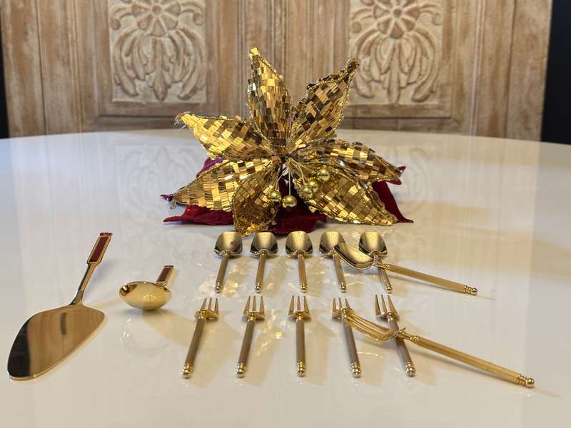 EETRITE Royal Albert Heirloom Cake Lifter / Sugar Spoon with Tea Spoon & Cake Fork Set