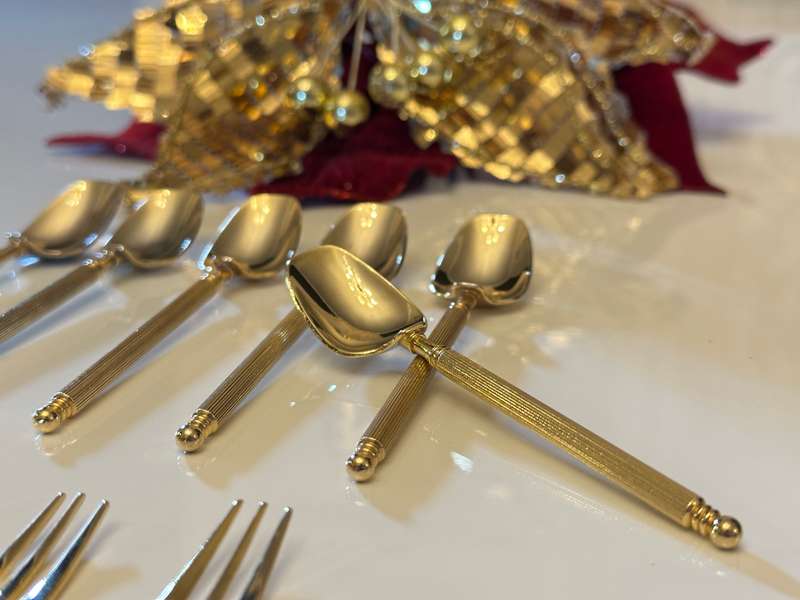 EETRITE Royal Albert Heirloom Cake Lifter / Sugar Spoon with Tea Spoon & Cake Fork Set