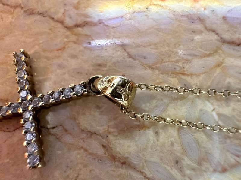 9CT Gold Statement Cross & Necklace