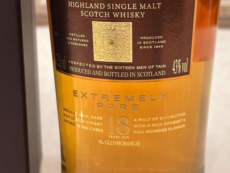 Glenmorangie 18 Year Extremely Rare Whisky in Display Case