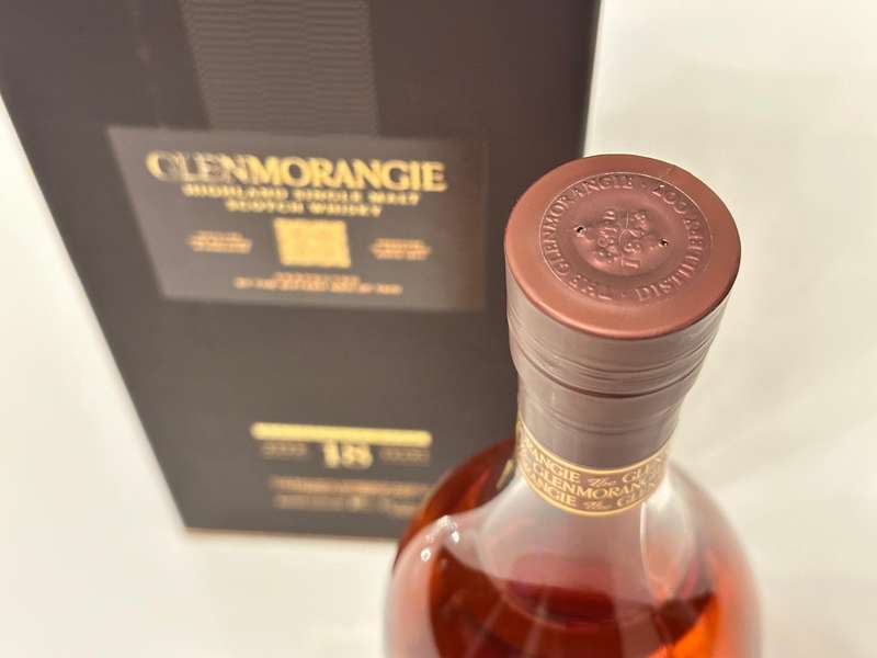 Glenmorangie 18 Year Extremely Rare Whisky in Display Case