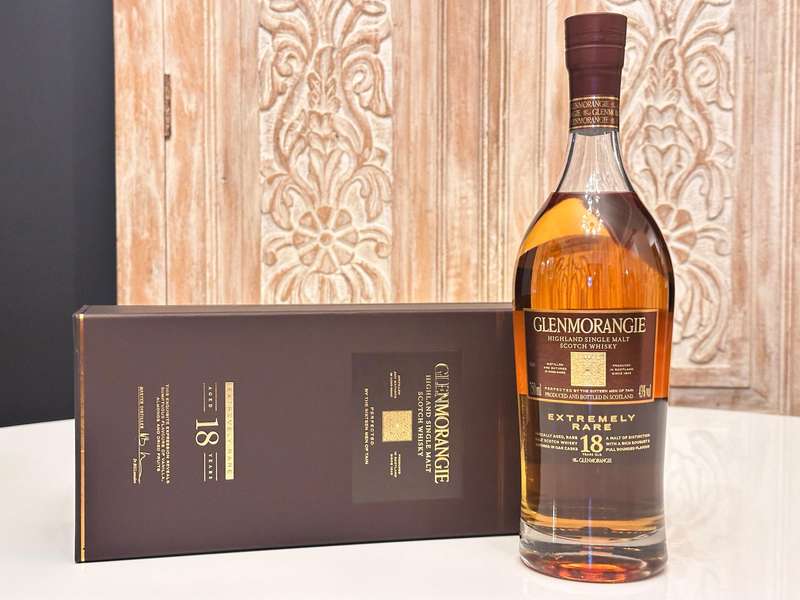 Glenmorangie 18 Year Extremely Rare Whisky in Display Case