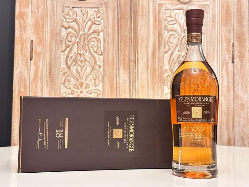 Glenmorangie 18 Year Extremely Rare Whisky in Display Case
