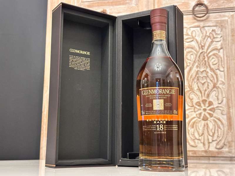 Glenmorangie 18 Year Extremely Rare Whisky in Display Case