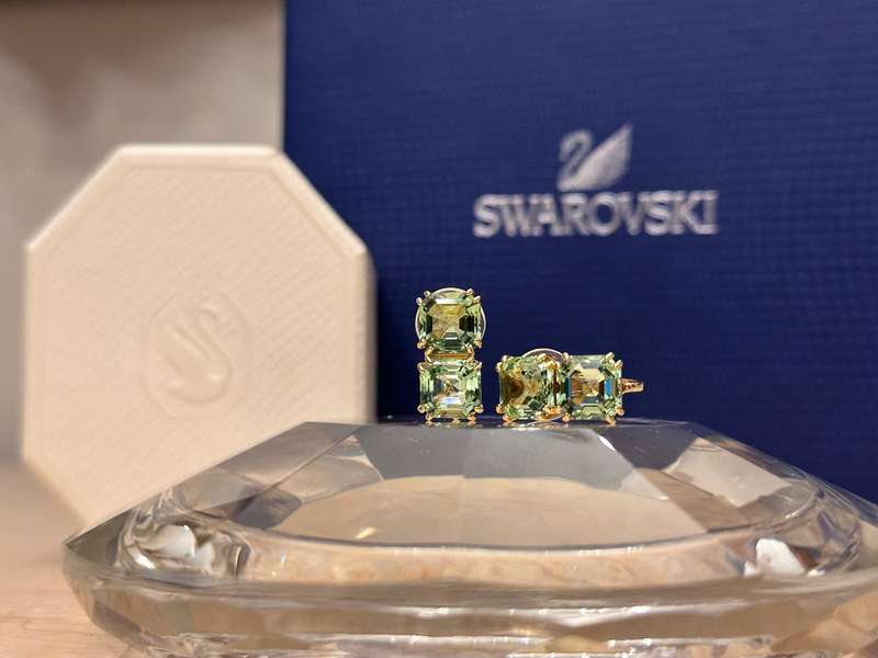 SWAROVSKI Showstopper Earrings with Original Box