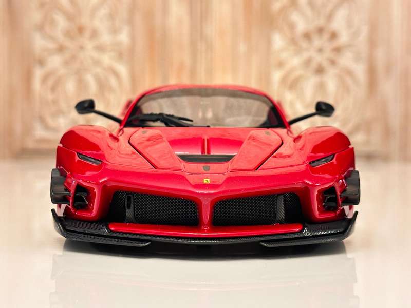 FERRARI FXXK EVO 1:18 Model Collectable in Original Box