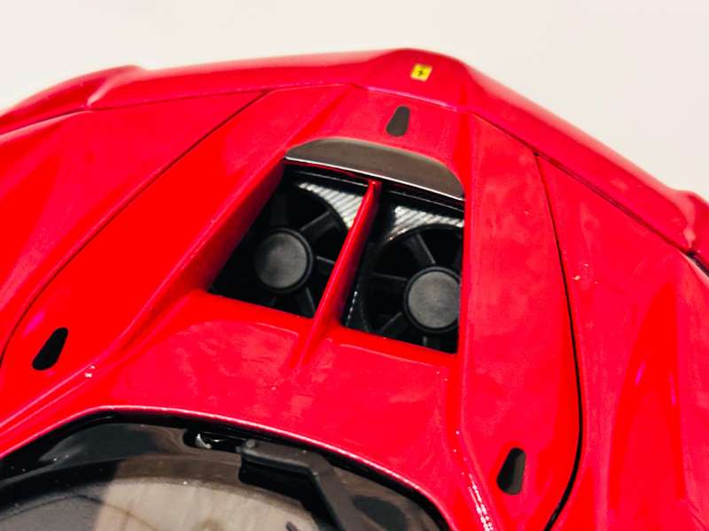 FERRARI FXXK EVO 1:18 Model Collectable in Original Box