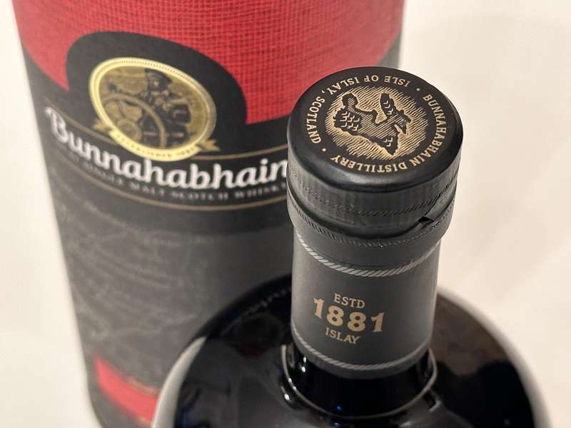 Bunnahabhain 12 Year Old Small Batch Single Malt Scotch Whisky