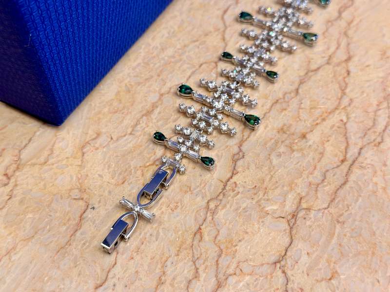 SWAROVSKI Statement Bracelet