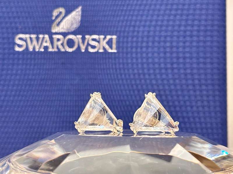 Swarovski Showstopper Earrings with Original Box