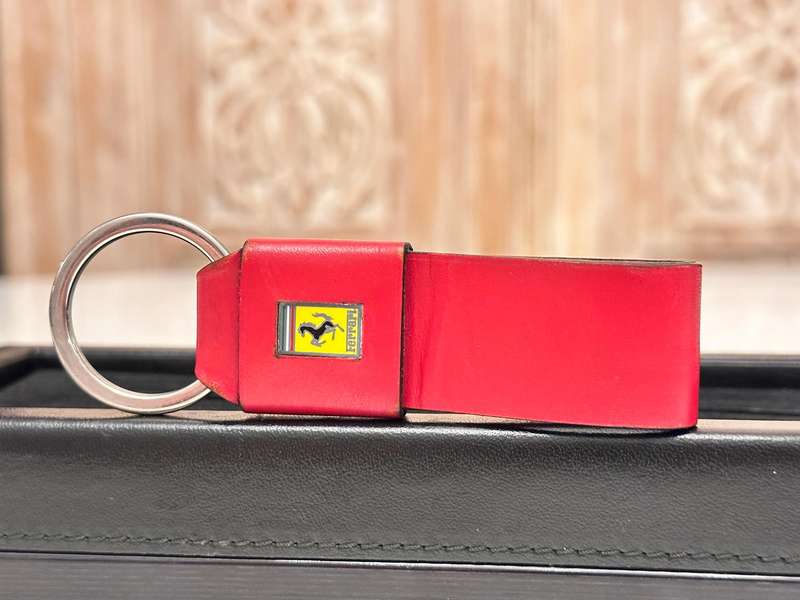 Ferrari Genuine Keyring - Leather with Prancing Horse