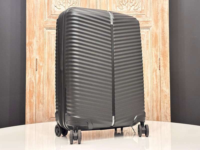 Samsonite Varro Expandable Carry on Luggage
