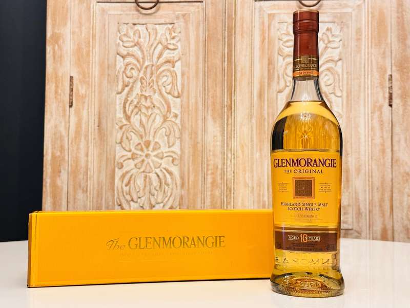 Glenmorangie 10 Year Signature - Old Bottling Whisky in Original Box