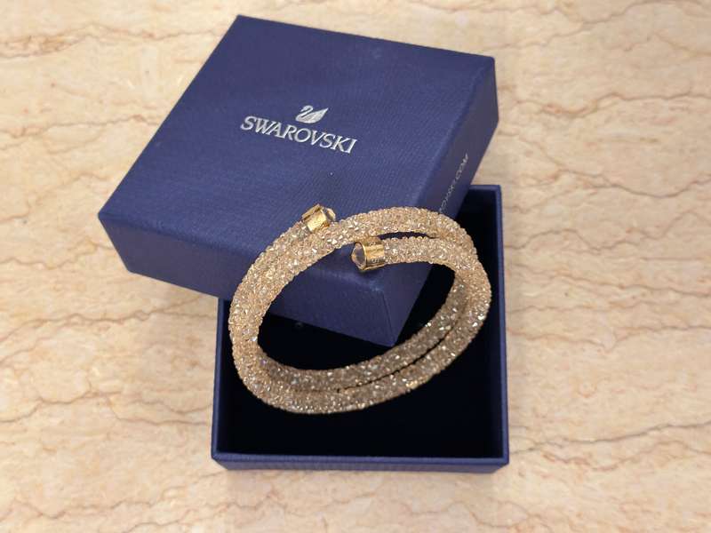 SWAROVSKI Statement Bangle