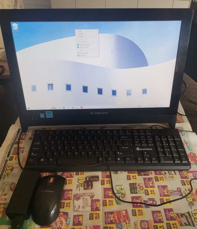 Lenovo C260 AIO - 19.5" LED - 2GB RAM/ 500GB HDD + Windows 10 - Condition as per photos