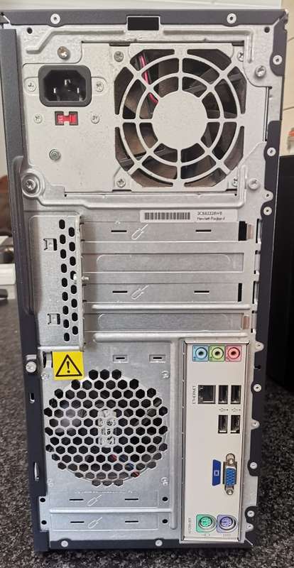 HP Compaq dx2390 Microtower - With Intel(R) Pentium(R) Dual CPU - Windows 10(Not activated)