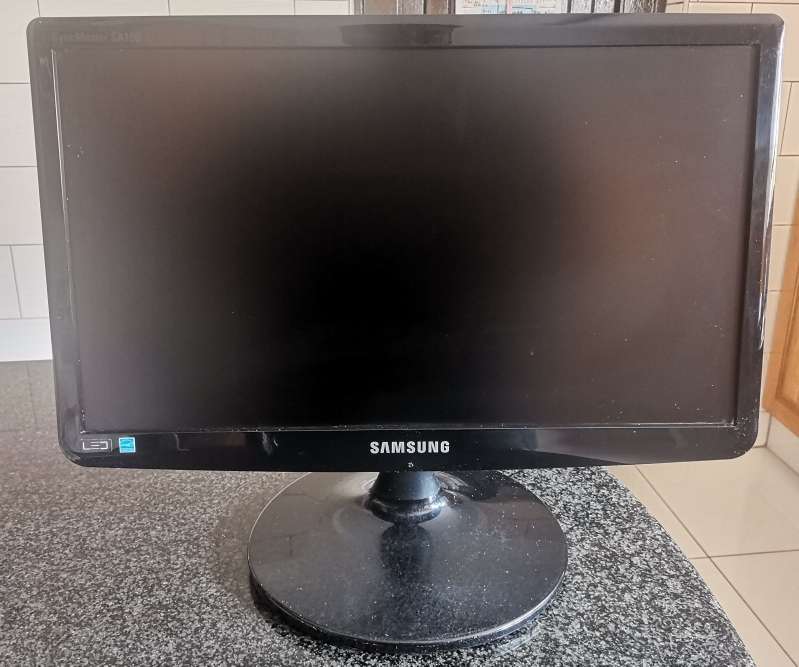 Samsung S19A100N LED 18.5" Monitor