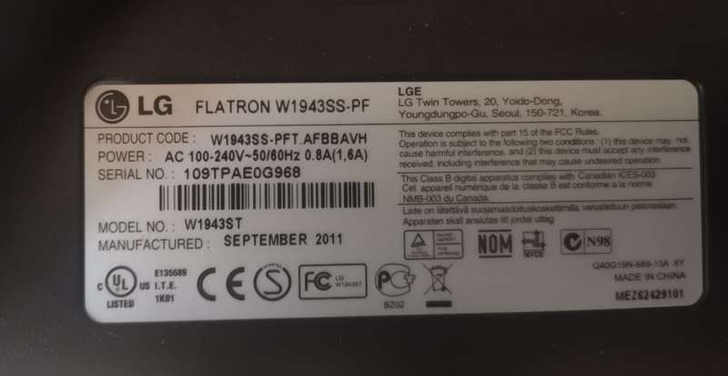 LG FLATRON W1943SS 19" Monitor - VGA port only