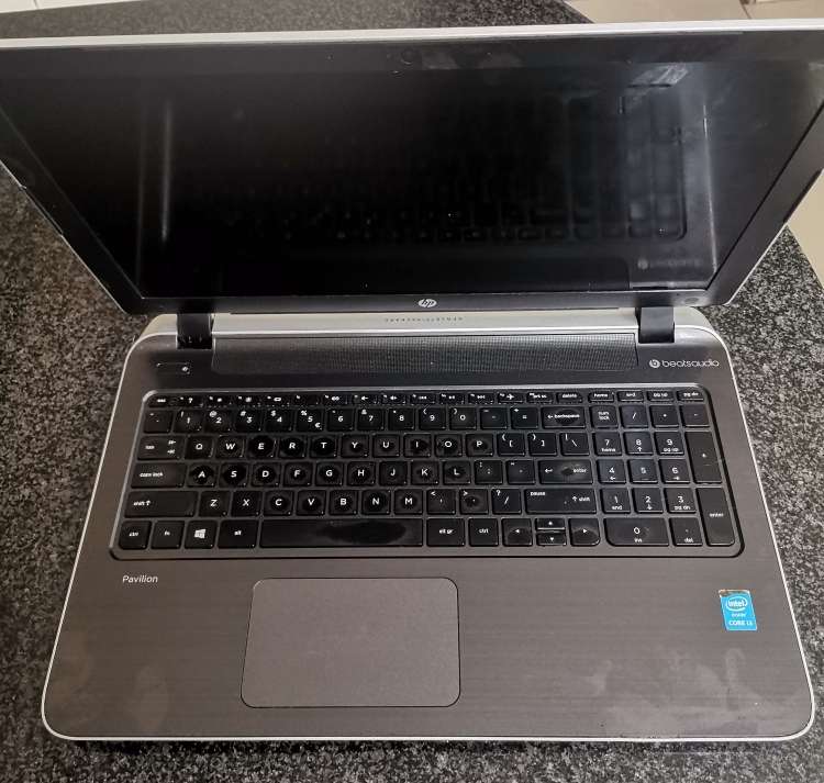 HP Pavilion CORE i3 Laptop - For spares or repairs