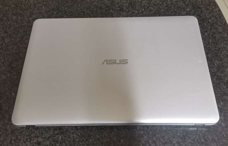 ASUS X543U 7th Gen CORE i3 Laptop