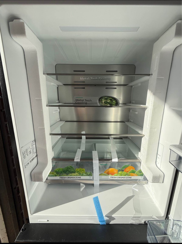 Hisense 500L Bottom-Mount Fridge Freezer  H630BSB-WD (Brand New, Small Dent)