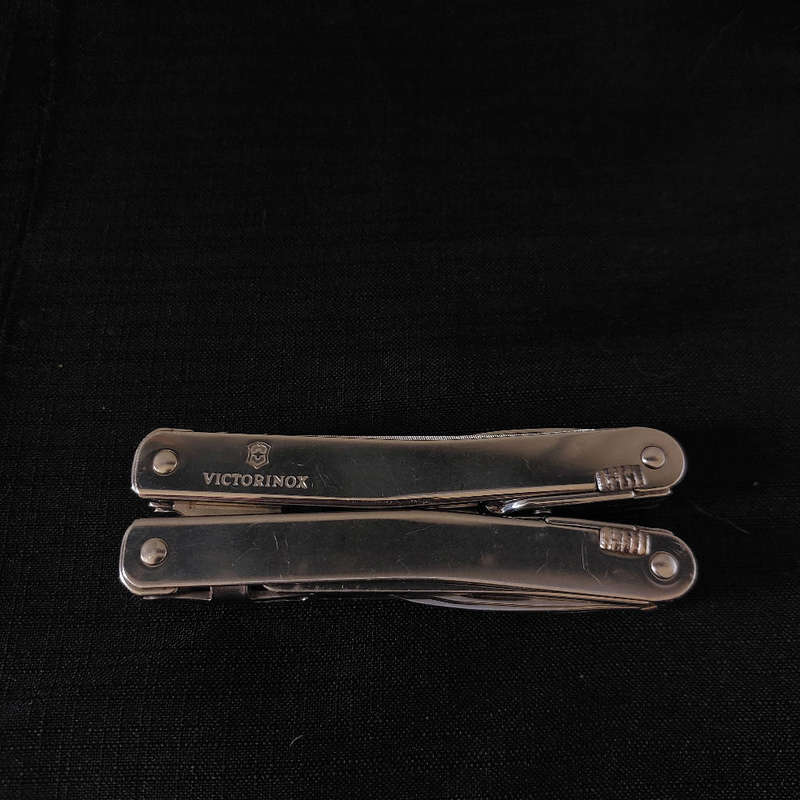 Victorinox SwissTool Spirit X