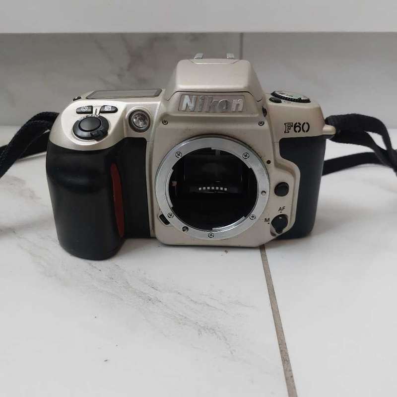 Nikon F60 35mm SLR Film Camera