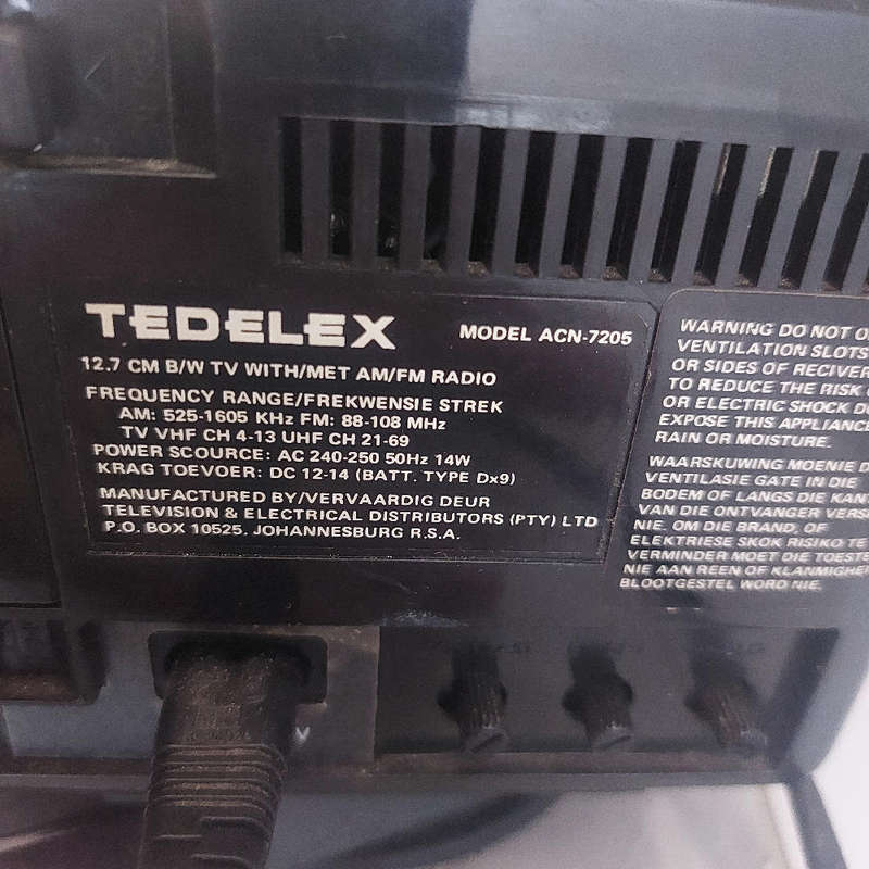 Vintage Tedelex portable Television / radio