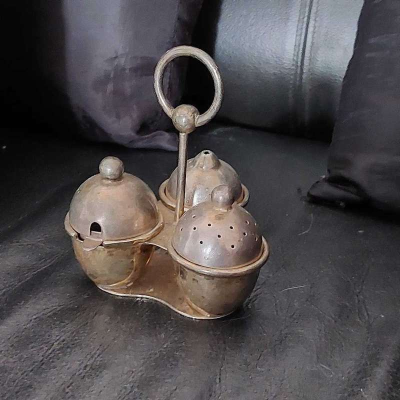 Vintage Fenton Bros LTD Sheffield EPNS A1  EGG SHAPED SALT PEPPER JAR MUSTARD CONDIMENT