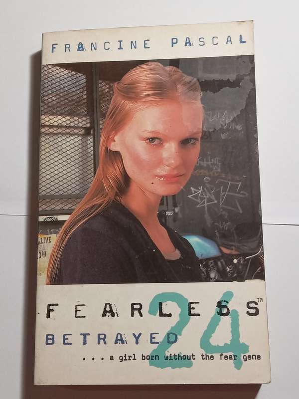 FRANCINE PASCAL - FEARLESS: 6 collections of books -2002