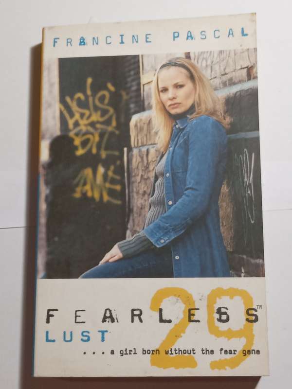 FRANCINE PASCAL - FEARLESS: 6 collections of books -2002