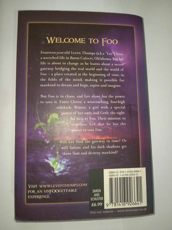 Leven Thumps and the gateway to foo - by Obert Skye -2005
